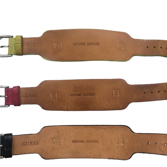 Guess Watch 3 Interchangeable Leather Straps - Picture 7 of 10